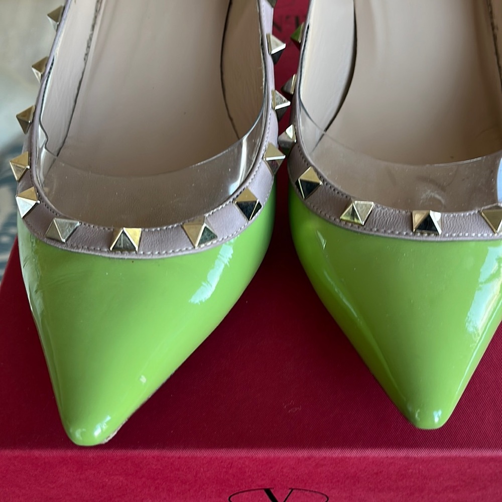 Authentic, Valentino Rockstud  green shoes